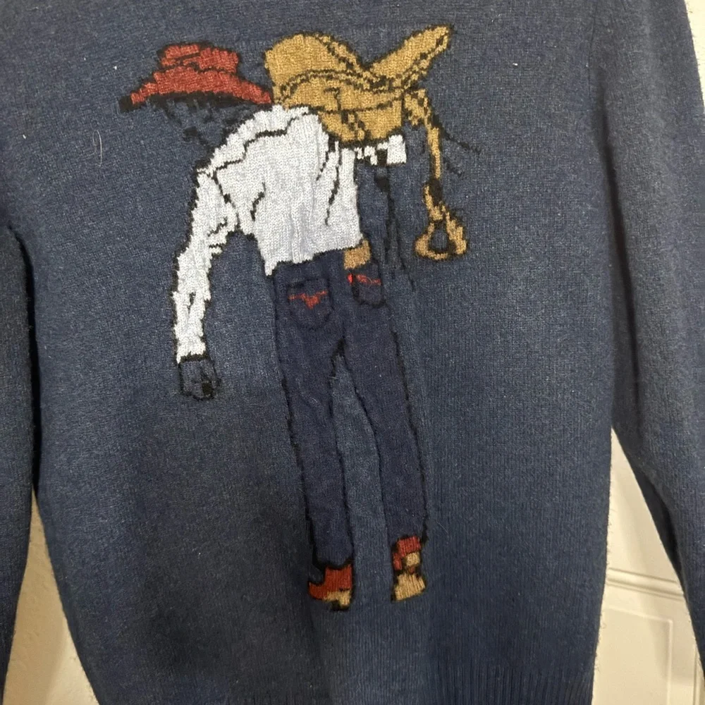 Levi's Dark Blue Sweater with Cowboy Graphic‎ - Picture 2 of 5